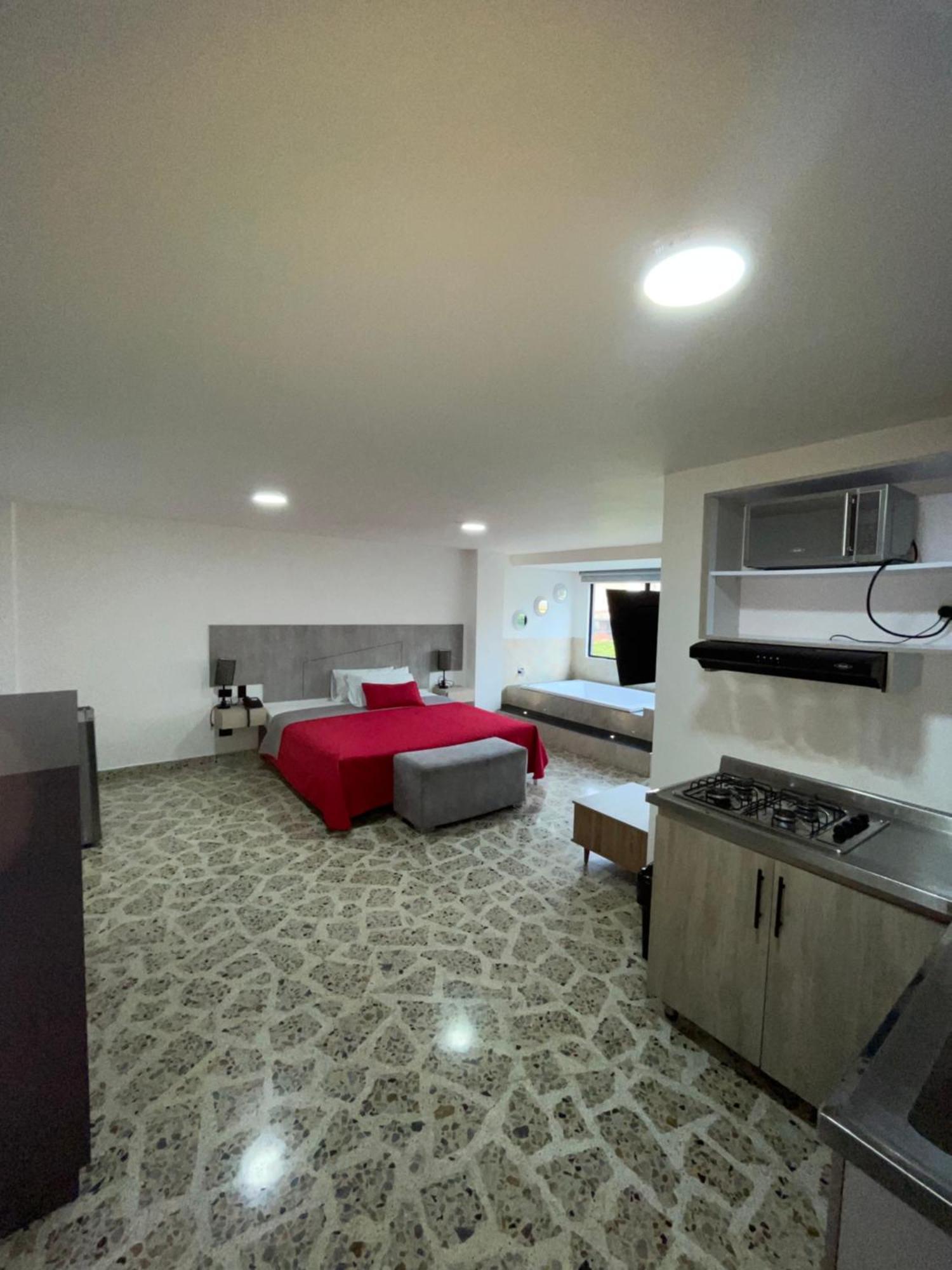 Ofix Hotel Medellín